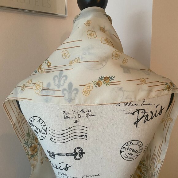 Vintage Scarf With Beige, Yellow & Green Floral Design - Picture 3 of 5